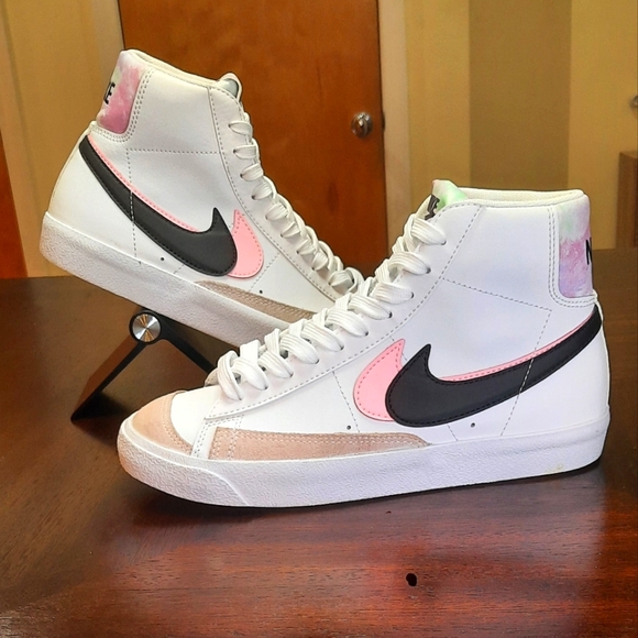 nike blazer mid arctic punch